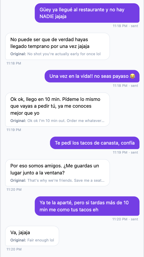 The same Jistchat conversation as the Spanish speaker sees it: English messages arrive translated into casual Mexican Spanish, with the original English one tap away